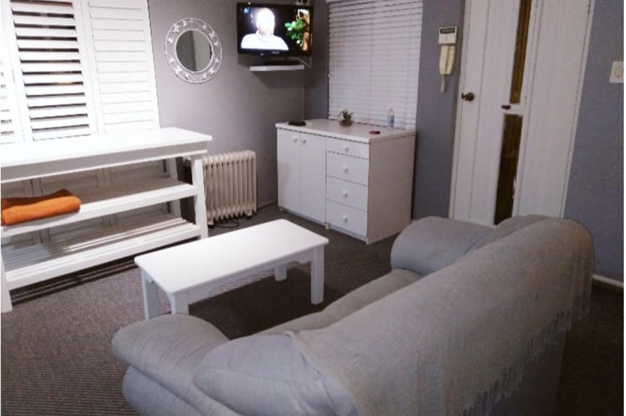 To Let 1 Bedroom Property for Rent in Vincent Eastern Cape